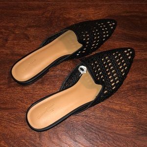 UNIVERSALS THREAD/ TARGET